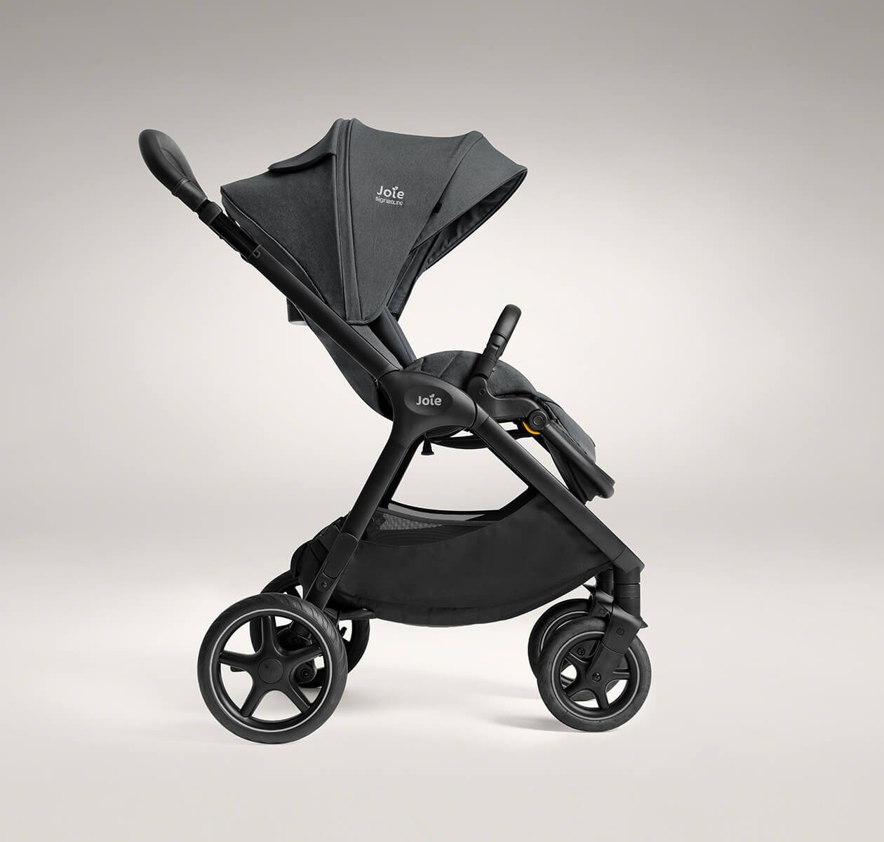 Trio Joie Signature Finiti con Navicella Ramble™ XL e Seggiolino Auto i-Level™ Pro | Eleganza, comfort e sicurezza dalla nascita Trio Joie Signature Finiti con Navicella Ramble™ XL e Seggiolino Auto i-Level™ Pro | Eleganza, comfort e sicurezza dalla nascita – Bild 9