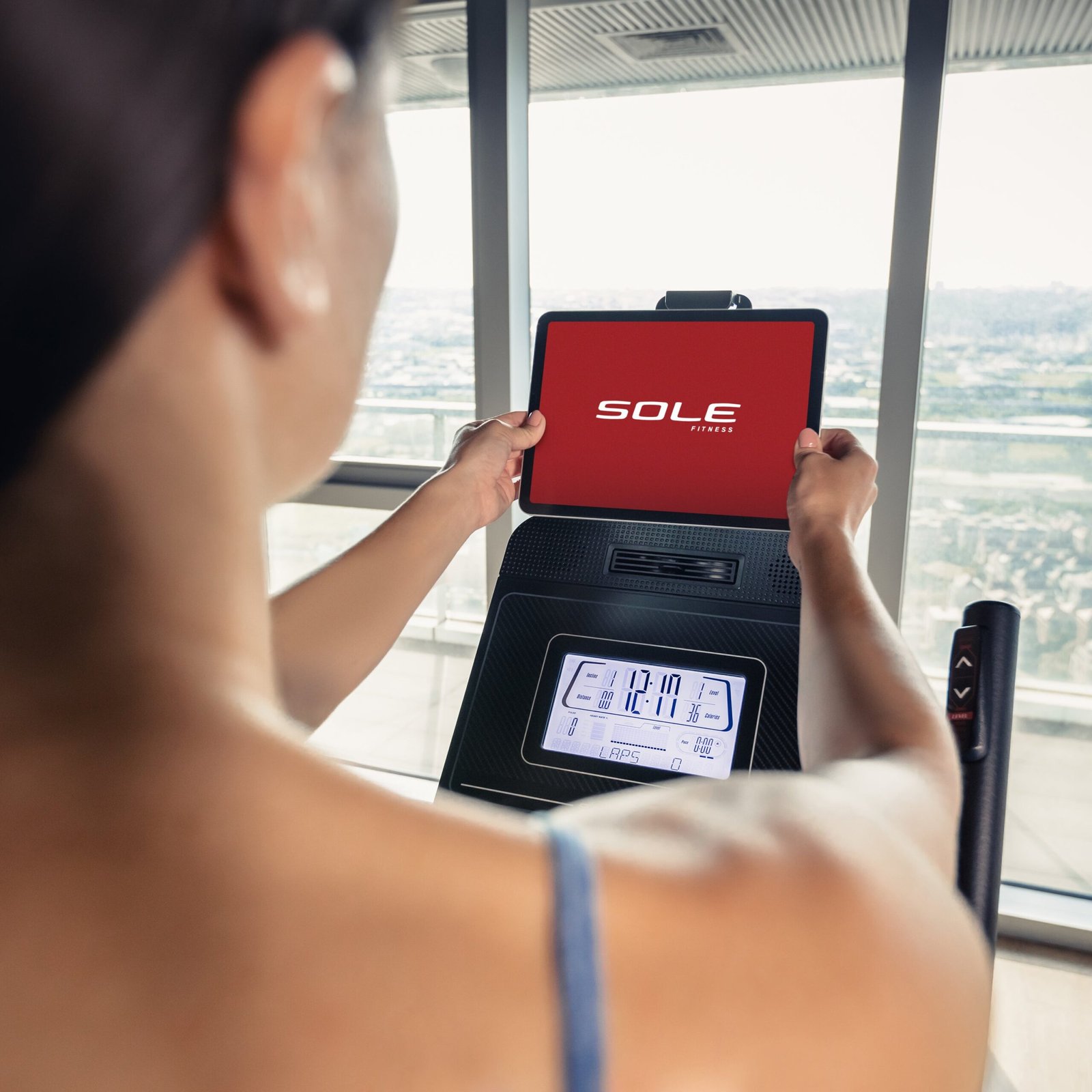 Sole Fitness Ellipsentrainer E25 Sole Fitness Ellipsentrainer E25 – Bild 10