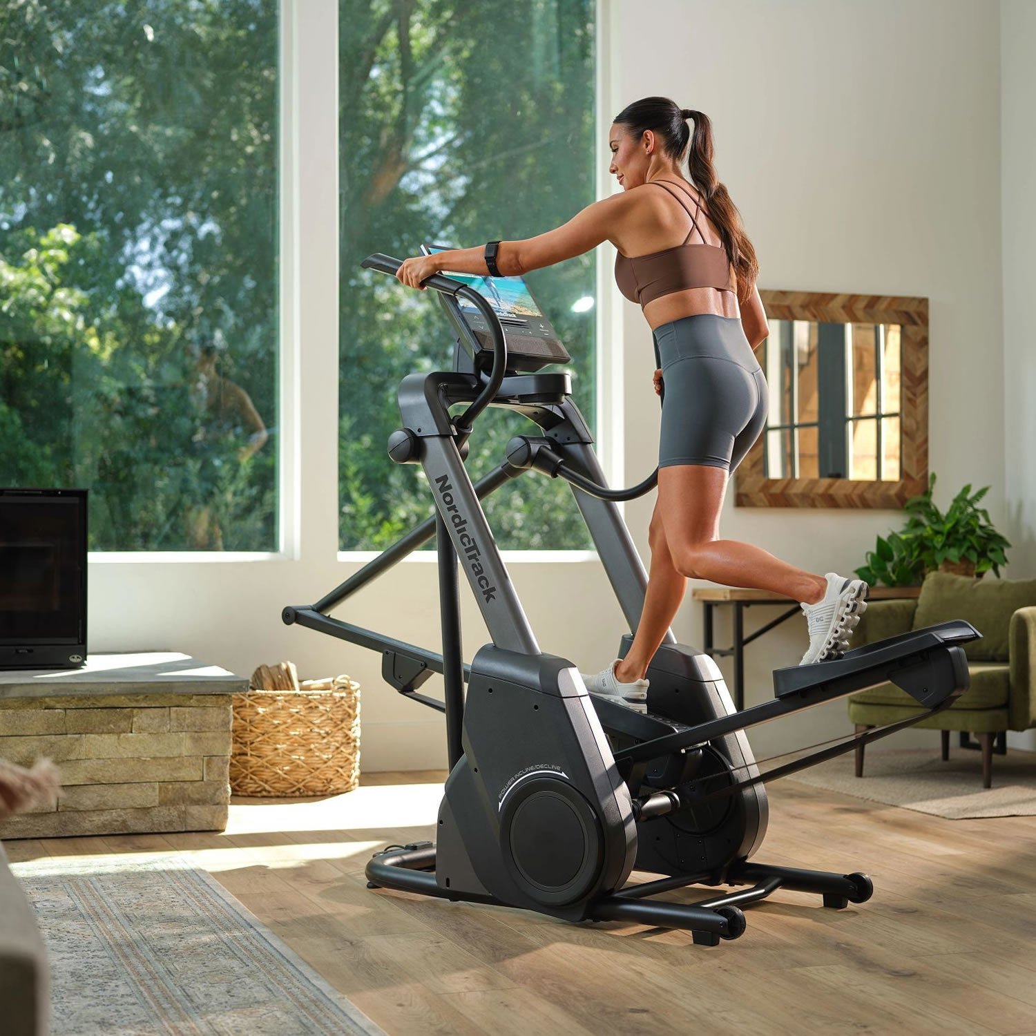 NordicTrack X16 Crosstrainer NordicTrack X16 Crosstrainer – Bild 2