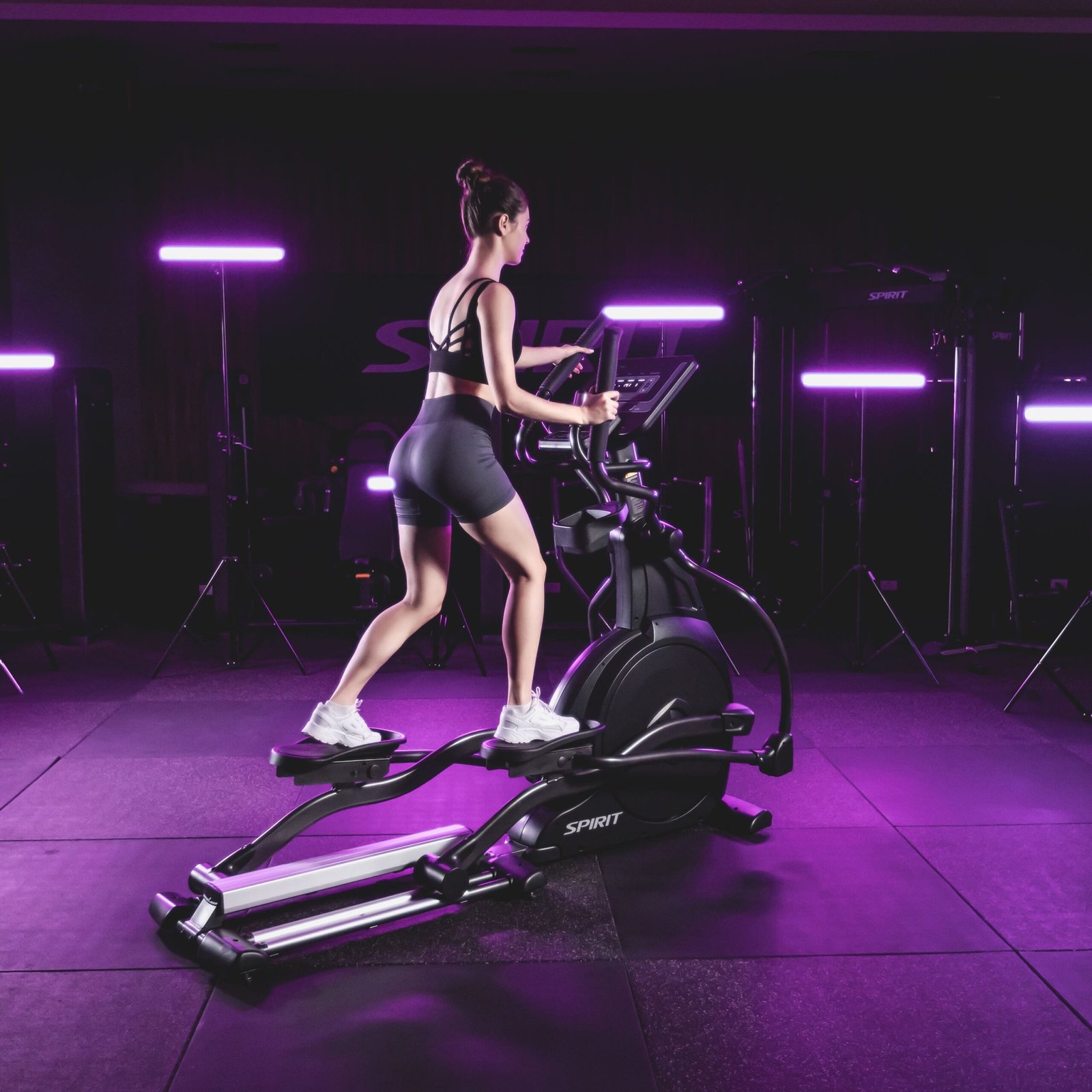 Spirit Fitness Crosstrainer CE800+ LED Spirit Fitness Crosstrainer CE800+ LED – Bild 6