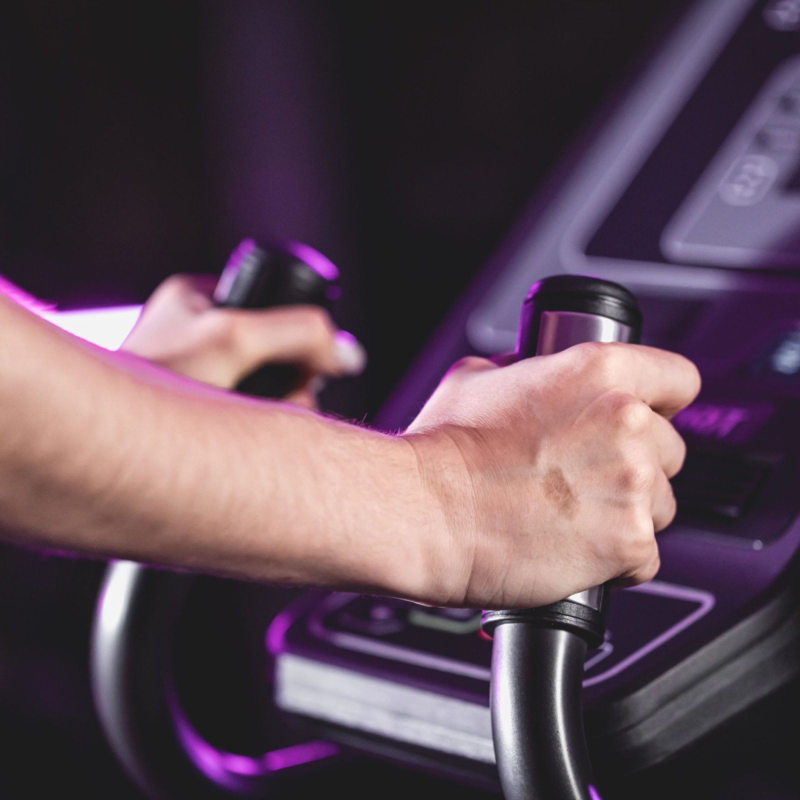 Spirit Fitness Crosstrainer CE800+ LED Spirit Fitness Crosstrainer CE800+ LED – Bild 7